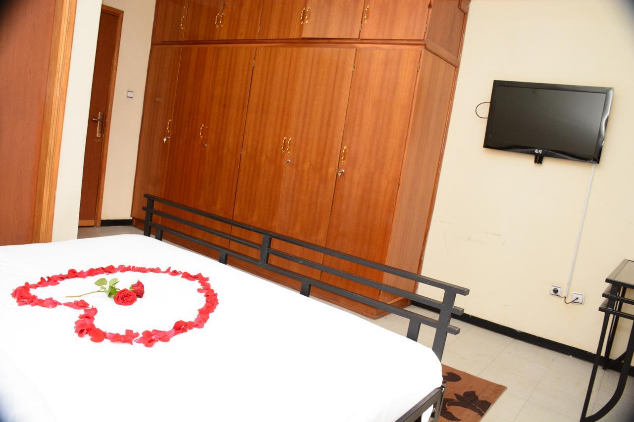 The Hive Guest House Addis Ababa Exterior foto
